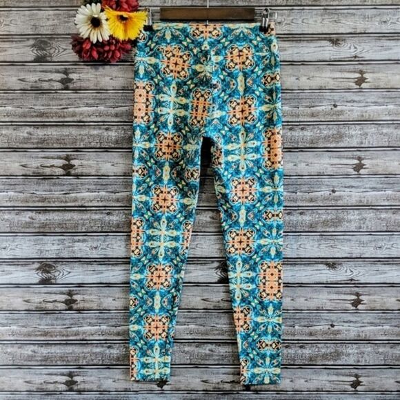 Lularoe | Multicolored Kaleidoscope Butter Soft Leggings | One Size - Picture 5 of 8